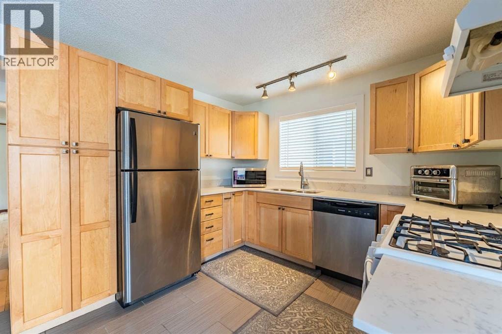 143 Erin Mount Place SE — photo 11