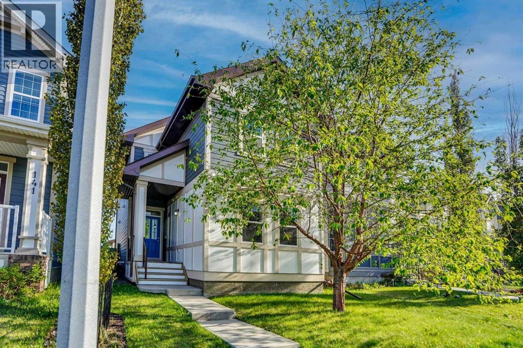 145 Marquis Common SE — photo 1