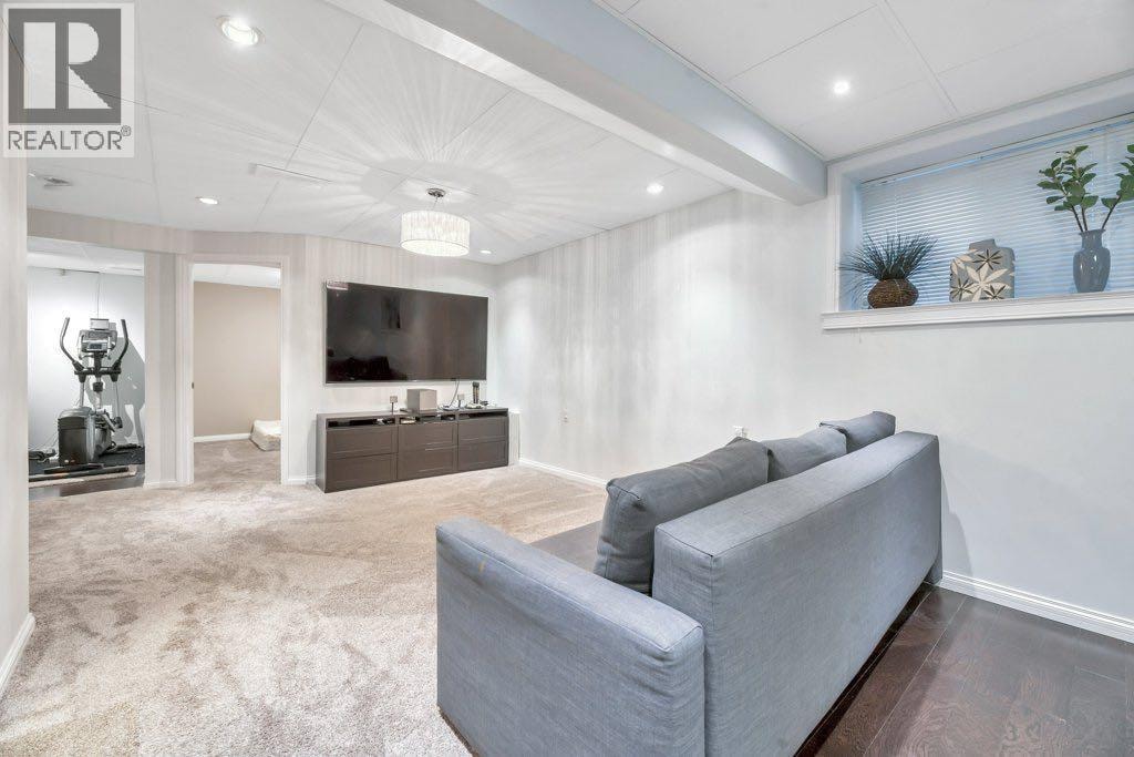 319 Saddlebrook Circle NE — photo 33