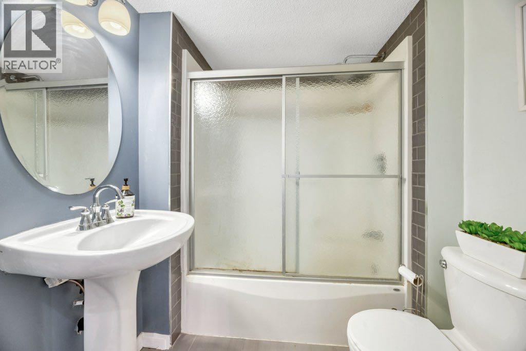 319 Saddlebrook Circle NE — photo 36