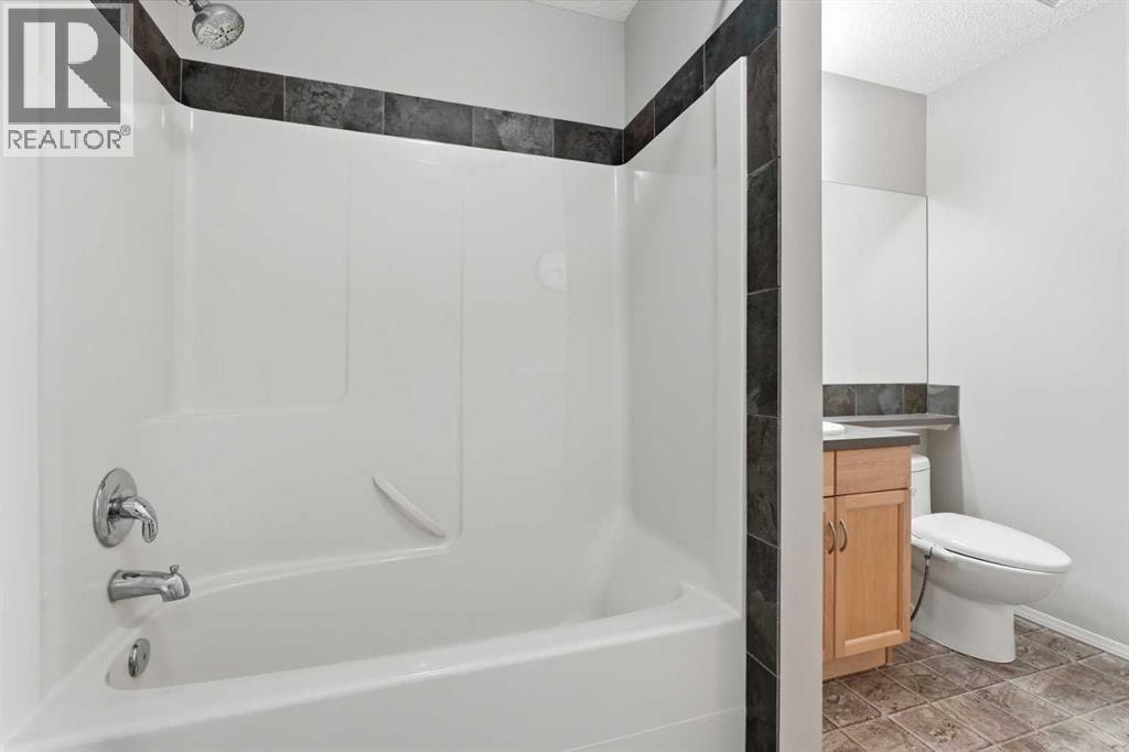 78 Everglen Way SW — photo 18