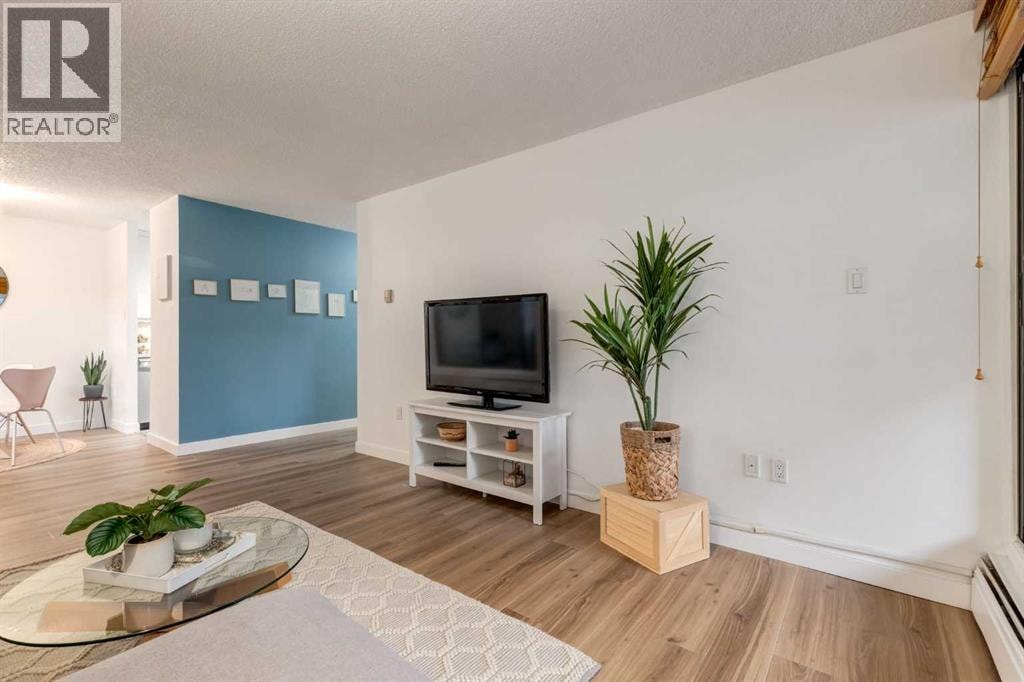 206, 718 12 Avenue SW — photo 15
