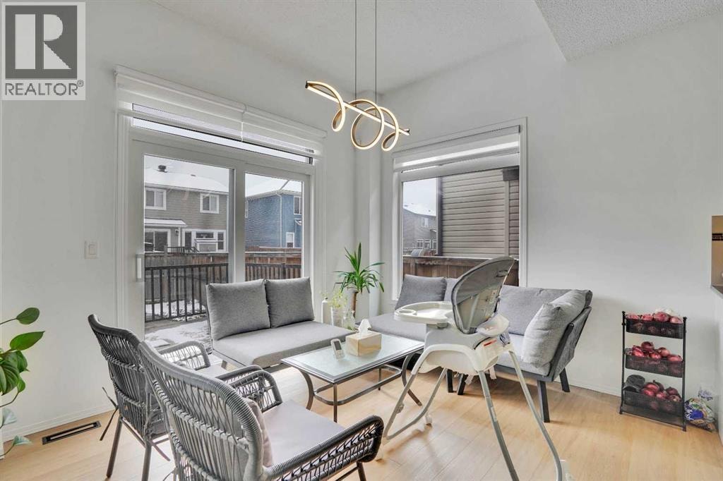 31 Skyview Shores Gardens NE — photo 12