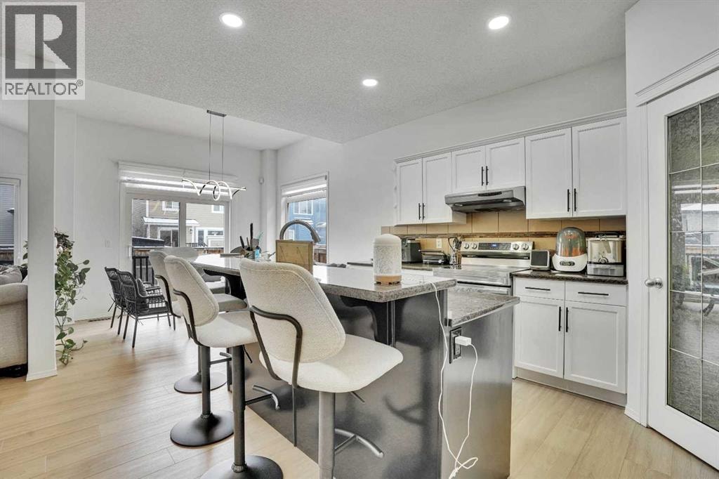 31 Skyview Shores Gardens NE — photo 4