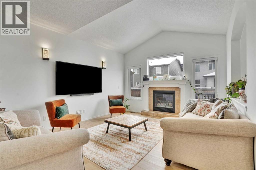 31 Skyview Shores Gardens NE — photo 8