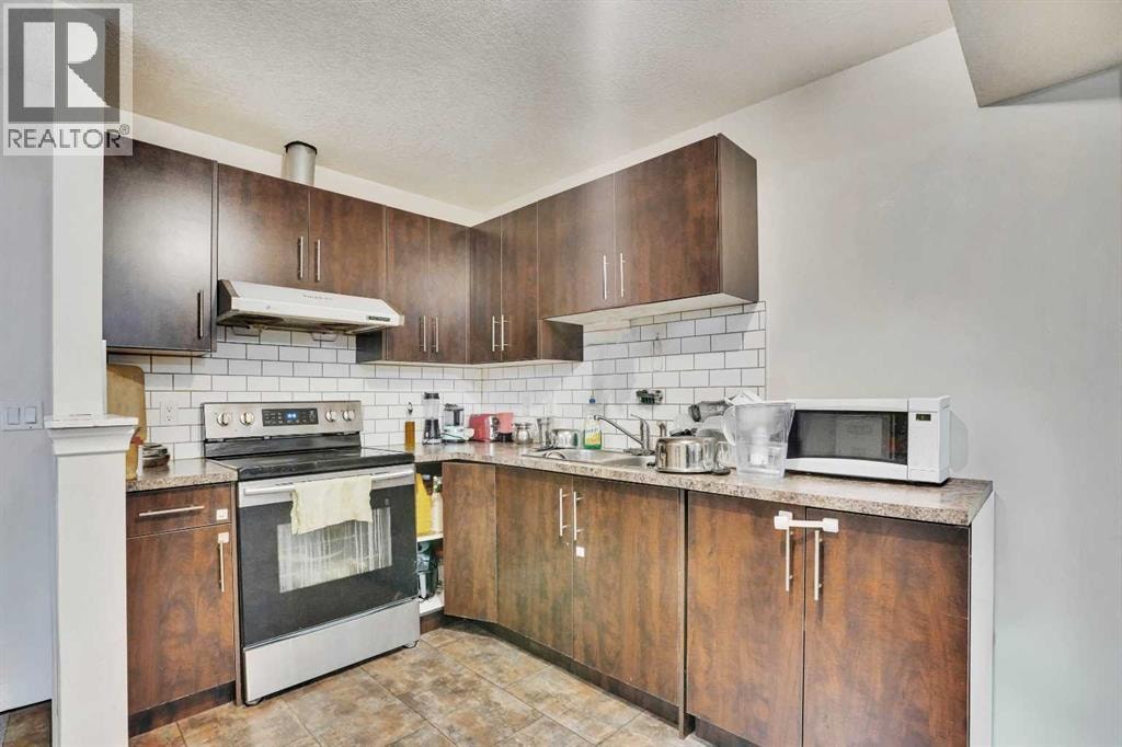 31 Skyview Shores Gardens NE — photo 28