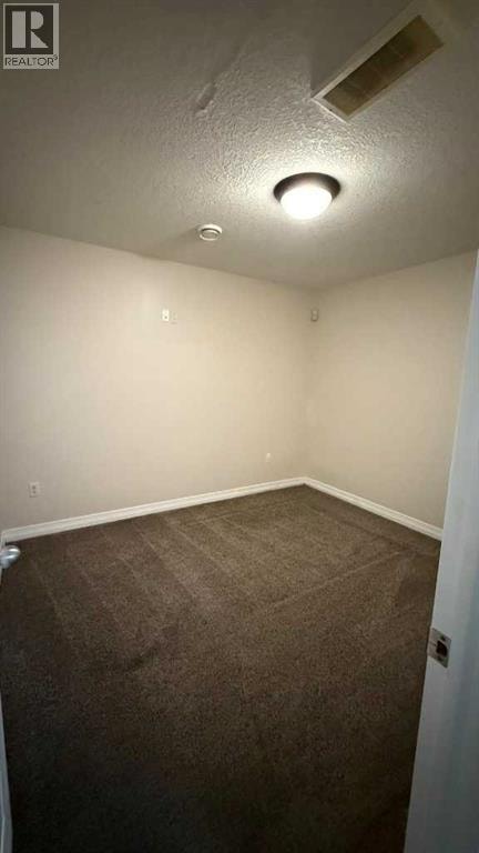 31 Skyview Shores Gardens NE — photo 38