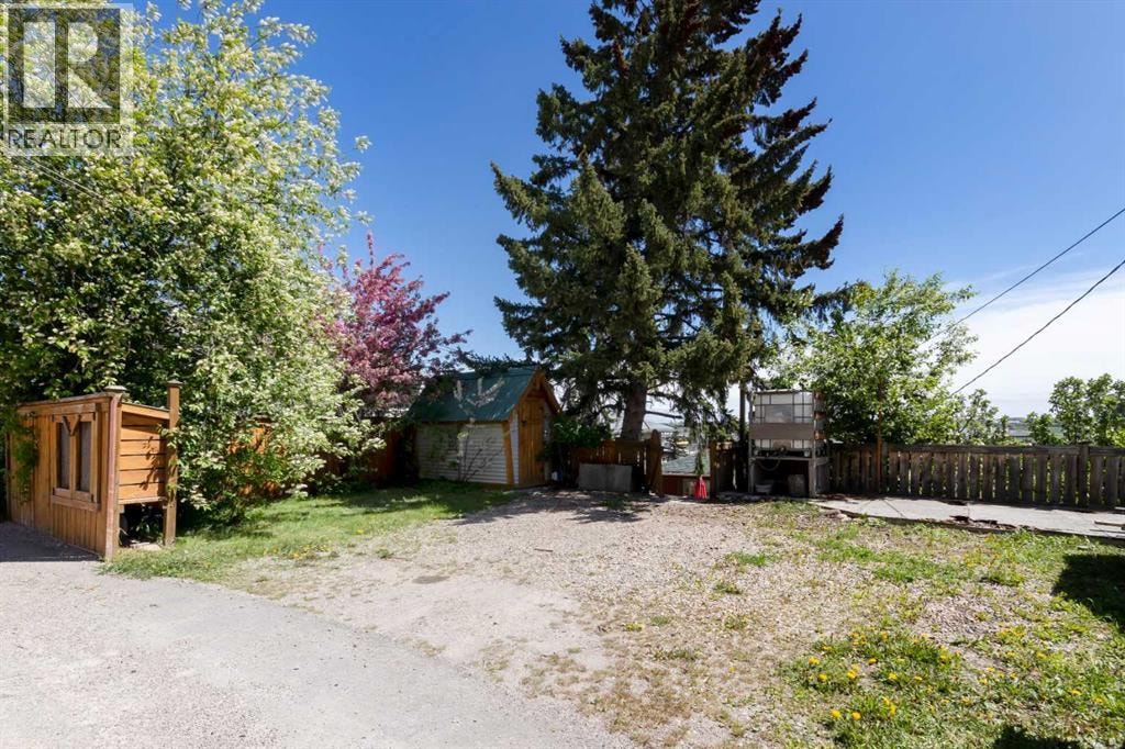 4007 Centre A Street NE — photo 38