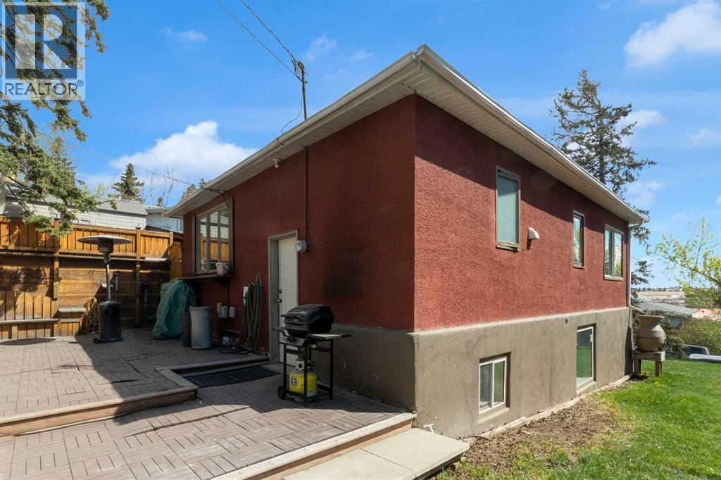 4007 Centre A Street NE — photo 30