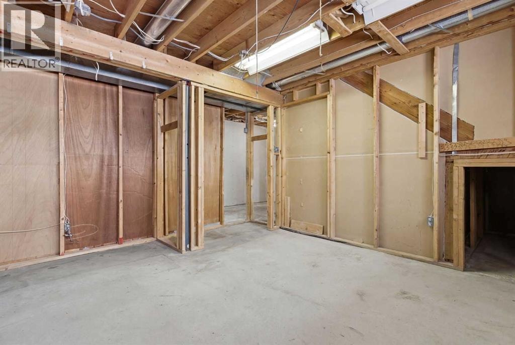 32 Fonda Mews SE — photo 31