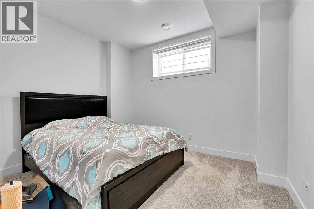 2106 6 Street NW — photo 22