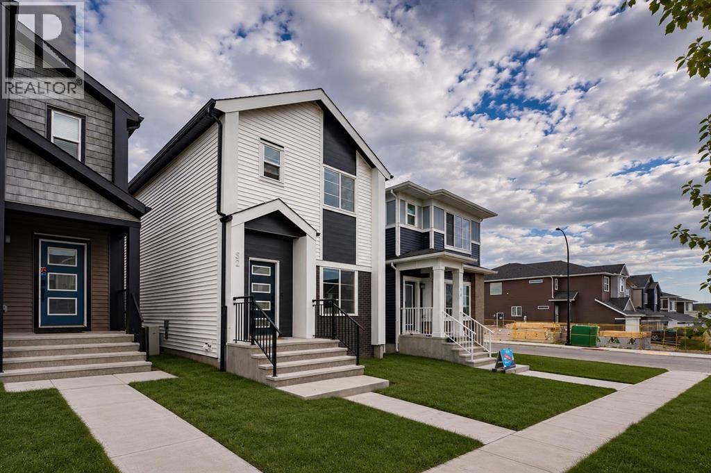 52 Lewiston Drive NE — photo 3
