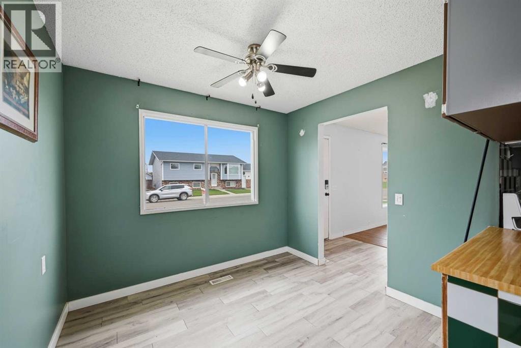 128 Ridgegate Way SW — photo 9
