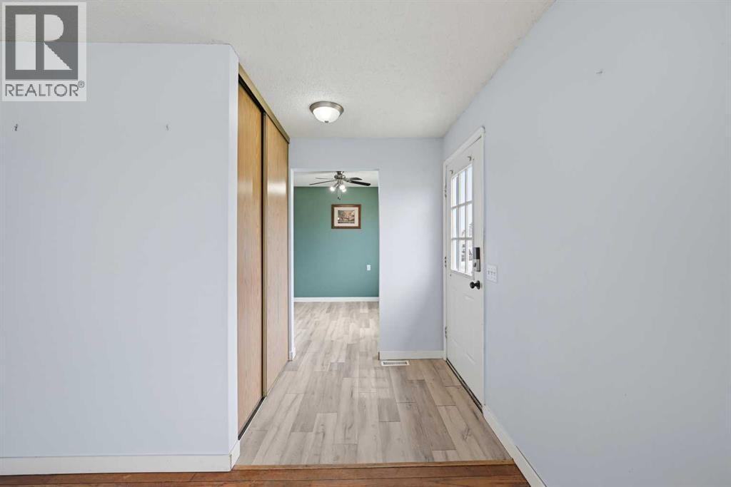128 Ridgegate Way SW — photo 4