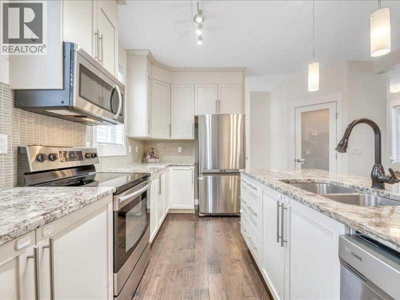 201 Rainbow Falls Glen — photo 18