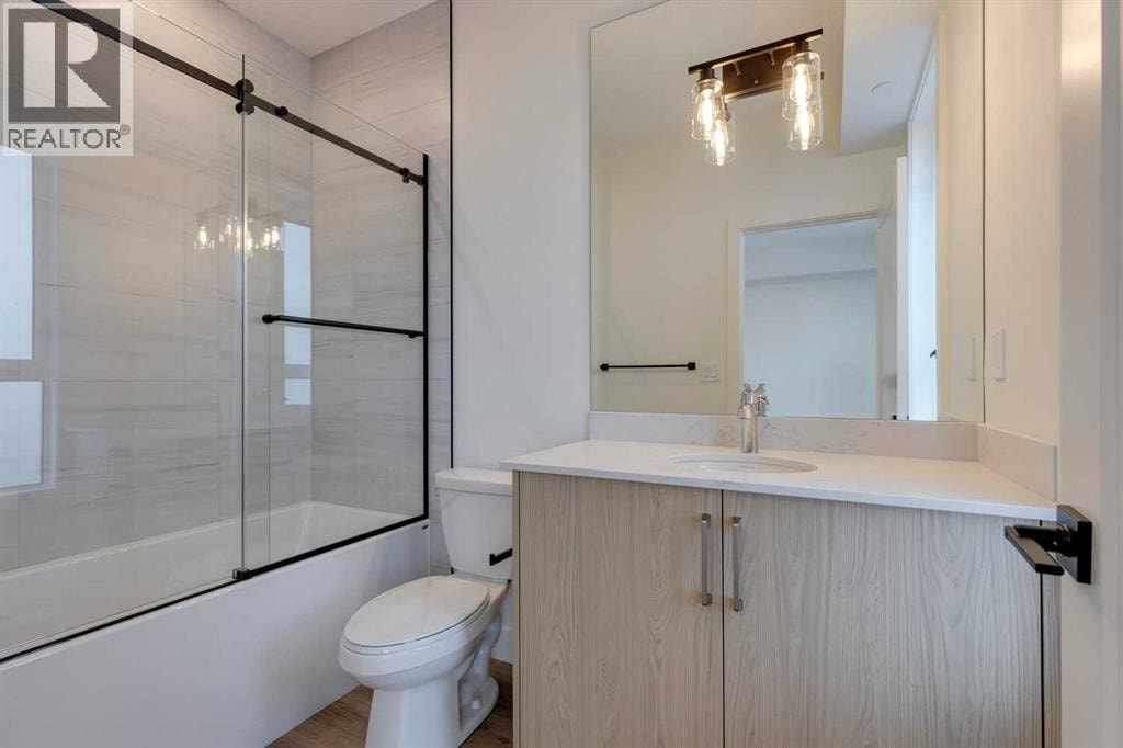 2124 7 Street NW — photo 21