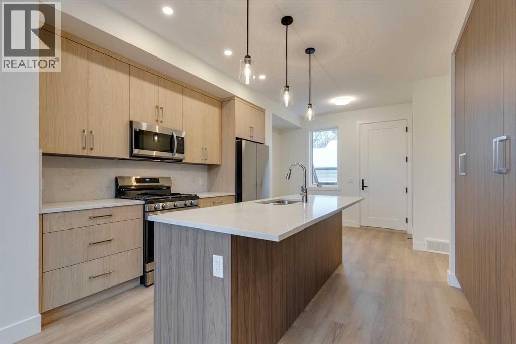 2124 7 Street NW — photo 9