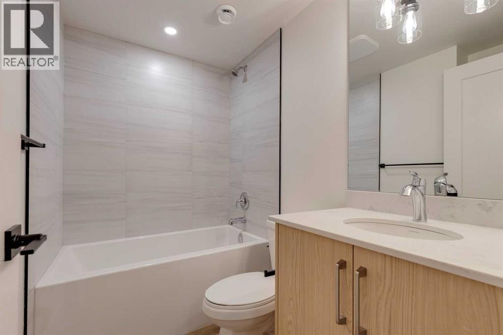 2124 7 Street NW — photo 30