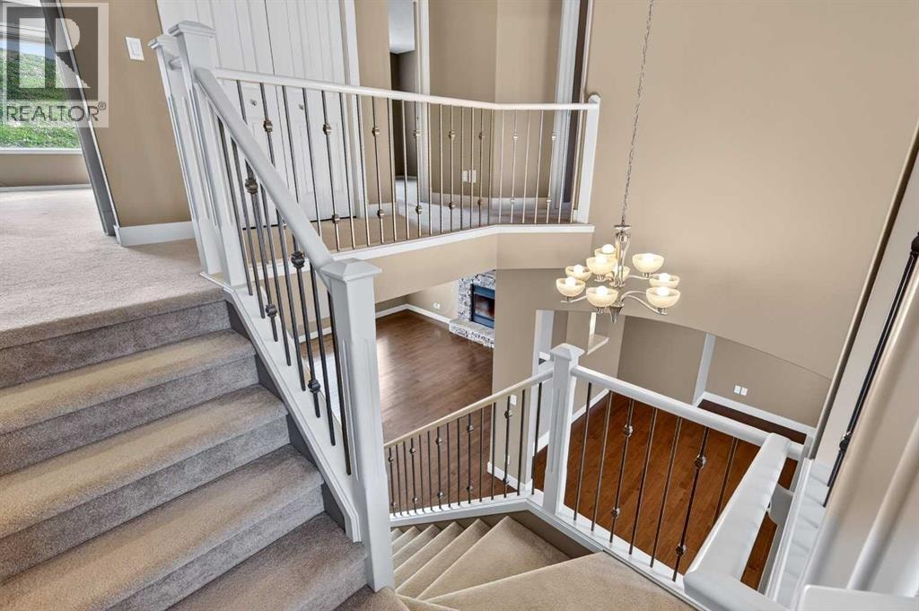 337 Discovery Ridge Boulevard SW — photo 26