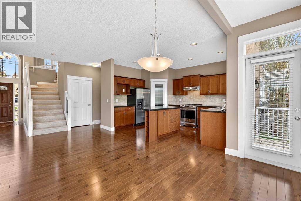 337 Discovery Ridge Boulevard SW — photo 16