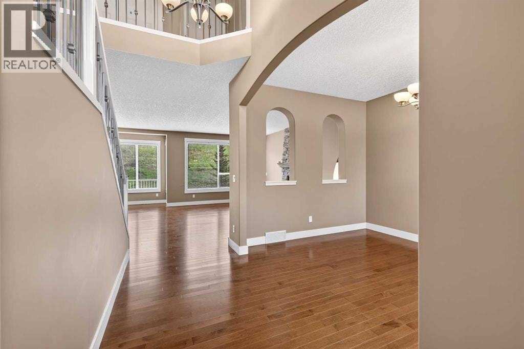 337 Discovery Ridge Boulevard SW — photo 7