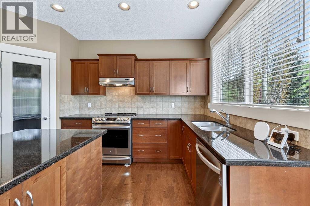 337 Discovery Ridge Boulevard SW — photo 23