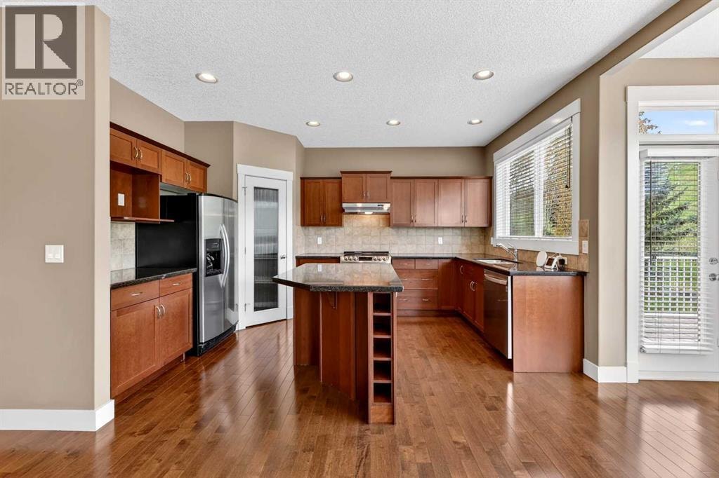 337 Discovery Ridge Boulevard SW — photo 18