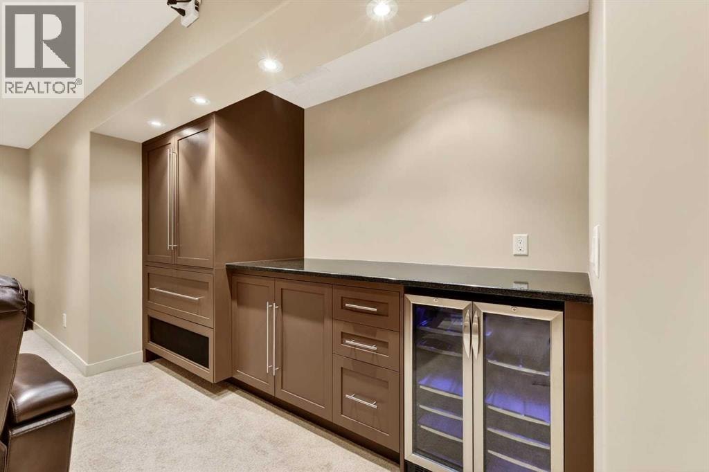 337 Discovery Ridge Boulevard SW — photo 41