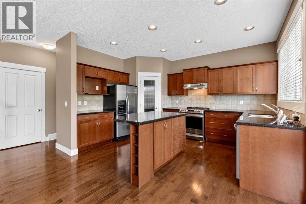 337 Discovery Ridge Boulevard SW — photo 17
