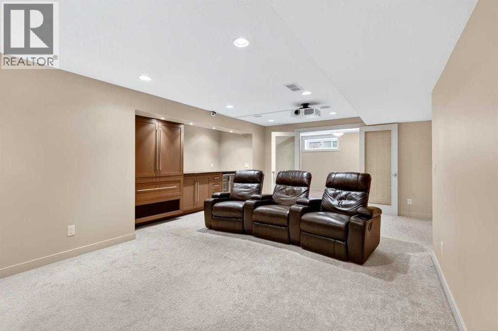 337 Discovery Ridge Boulevard SW — photo 44