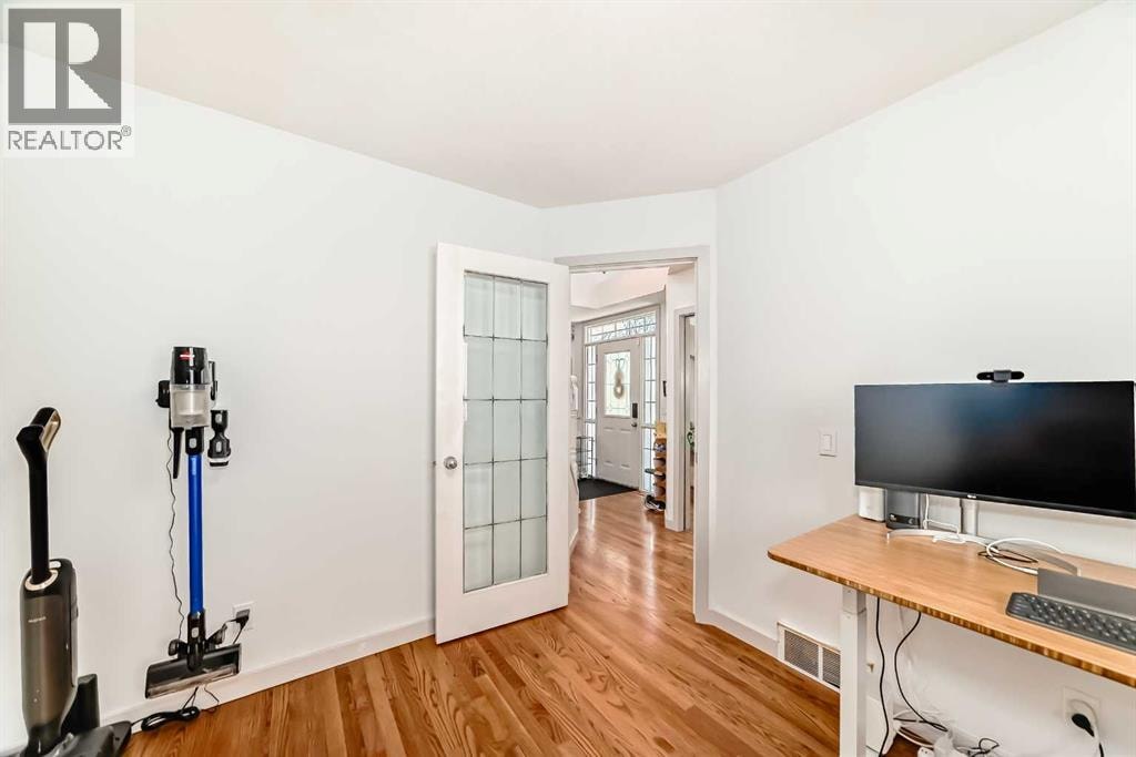 191 Sienna Park Terrace SW — photo 14