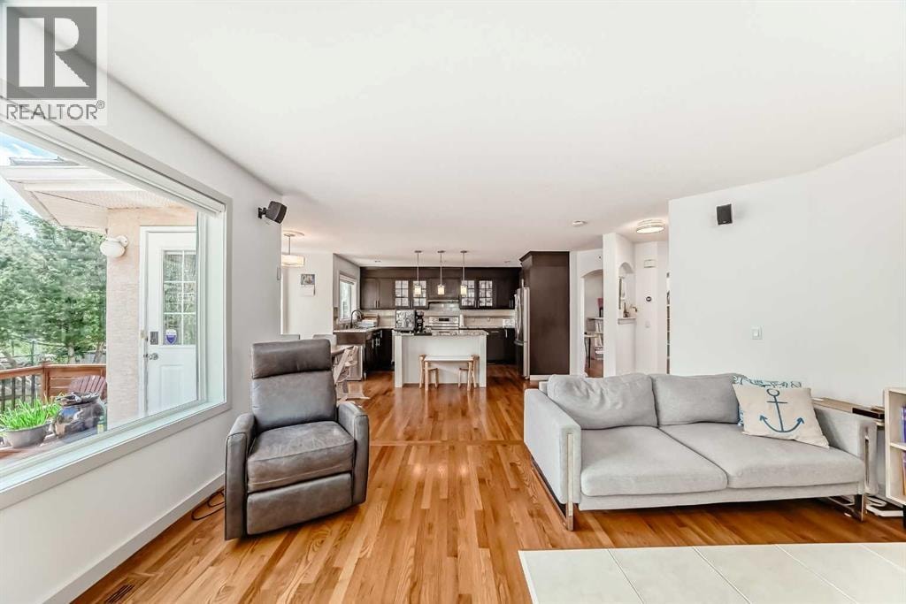 191 Sienna Park Terrace SW — photo 4