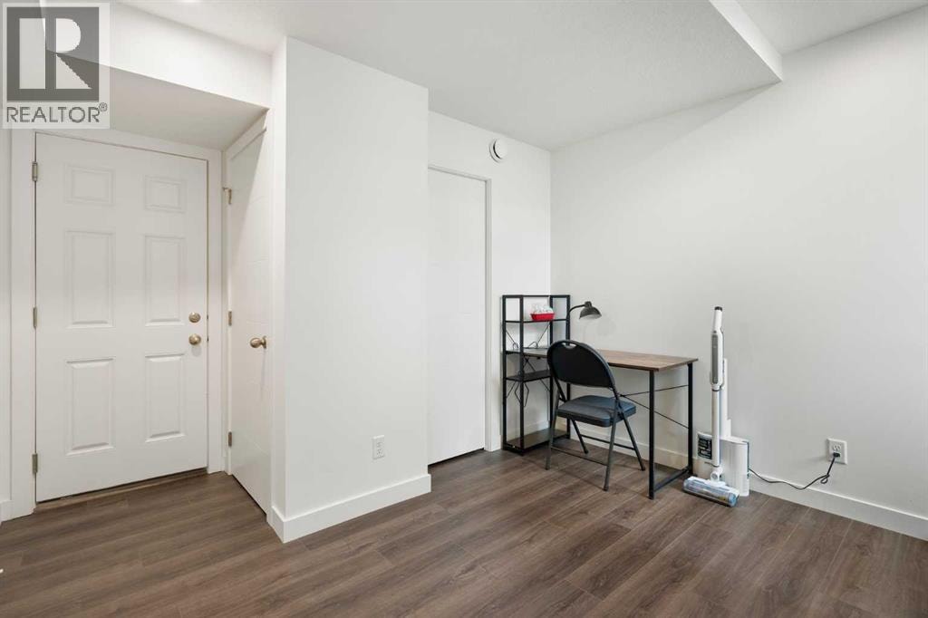 122 Spring Creek Common SW — photo 4