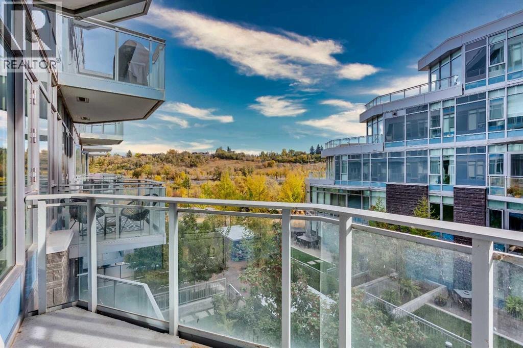 311, 138 Waterfront Court SW — photo 3