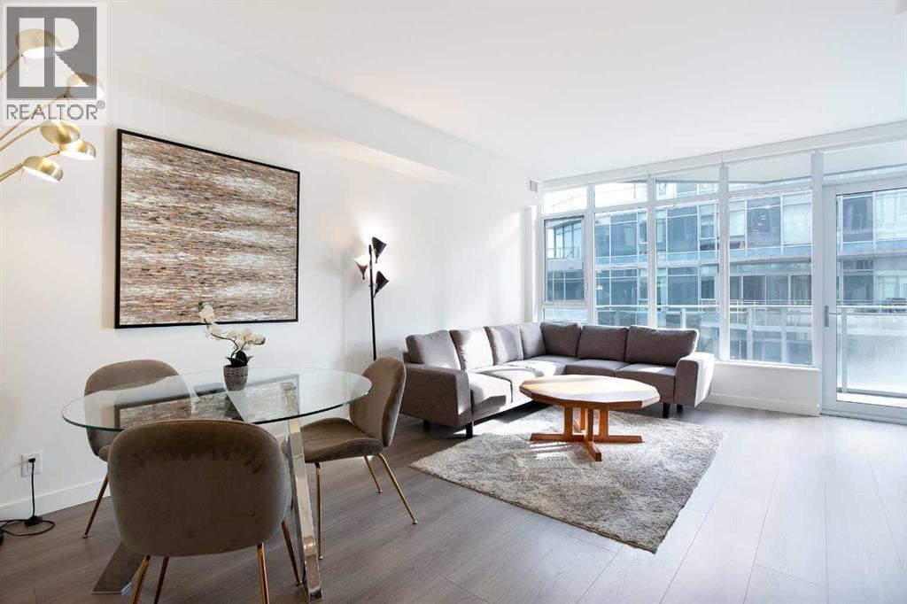 311, 138 Waterfront Court SW — photo 5