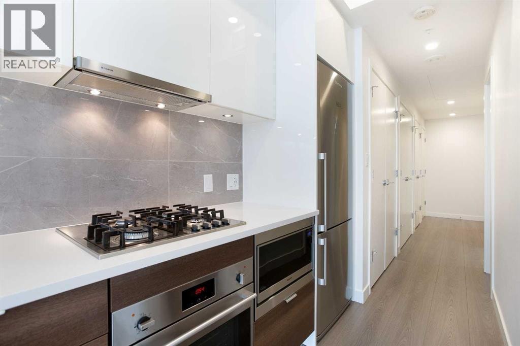 311, 138 Waterfront Court SW — photo 9