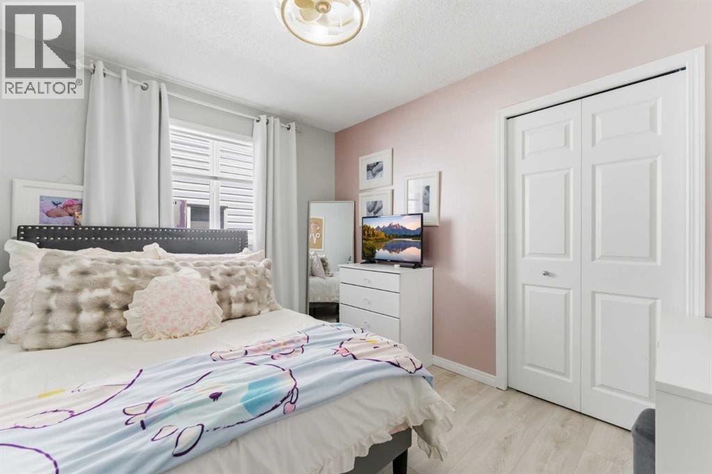 118 Saddletree Close NE — photo 18