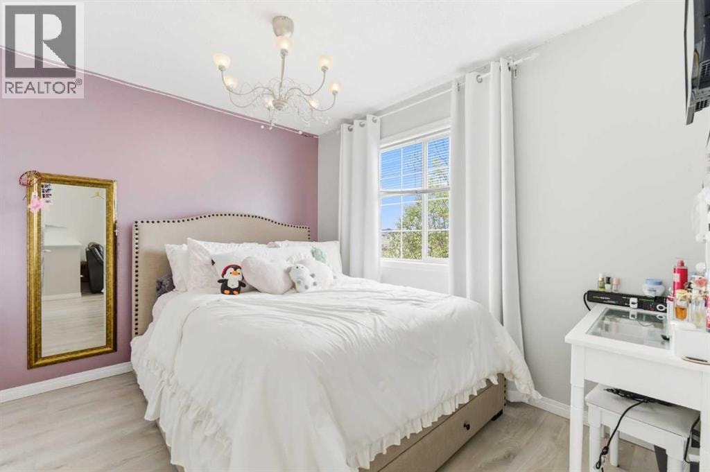 118 Saddletree Close NE — photo 17