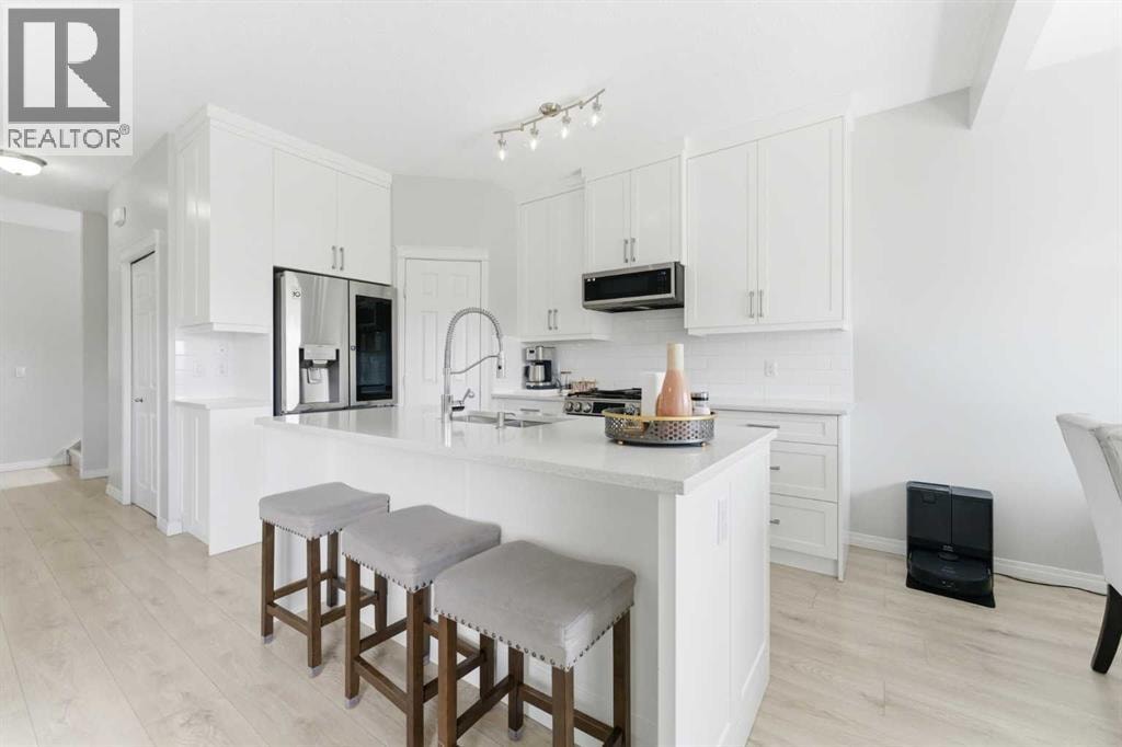 118 Saddletree Close NE — photo 4