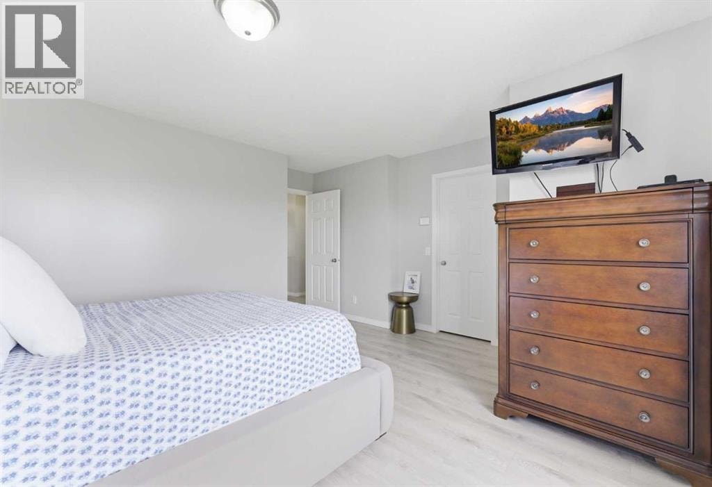 118 Saddletree Close NE — photo 14