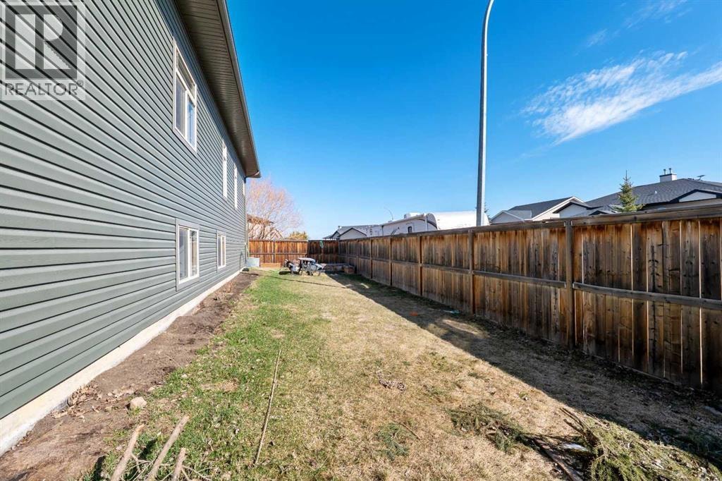 901, 900 Carriage Lane Place — photo 38