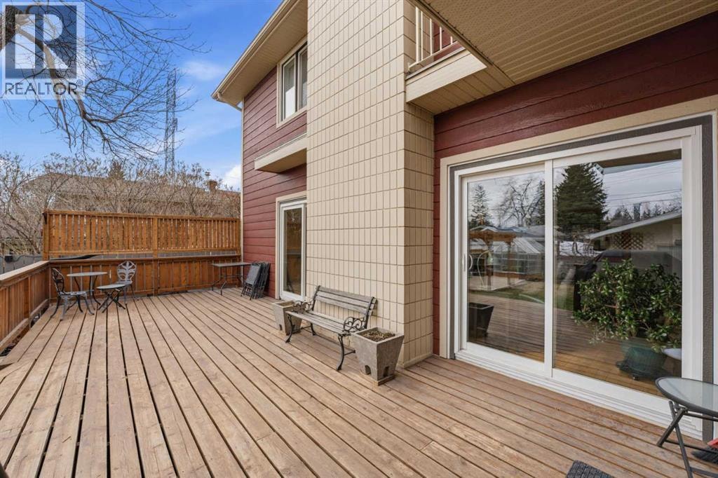 3308 Lakeside Crescent SW — photo 48