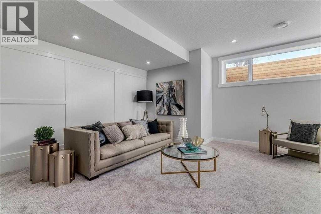 3122 39 Street SW — photo 14