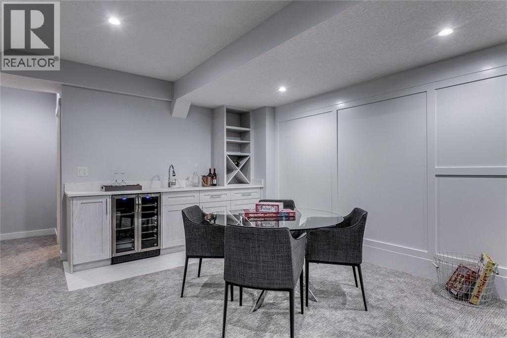 3122 39 Street SW — photo 15