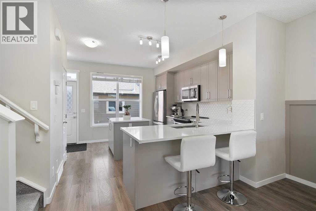 849 Mahogany Boulevard SE — photo 3