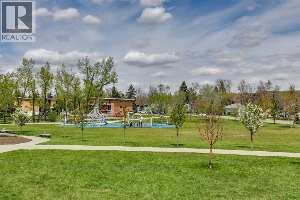 1205, 10 Brentwood Common NW — photo 16
