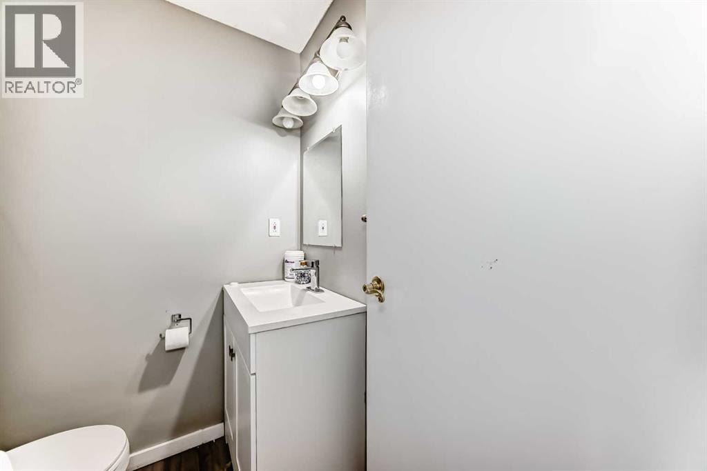 111 Martin Crossing Close NE — photo 12