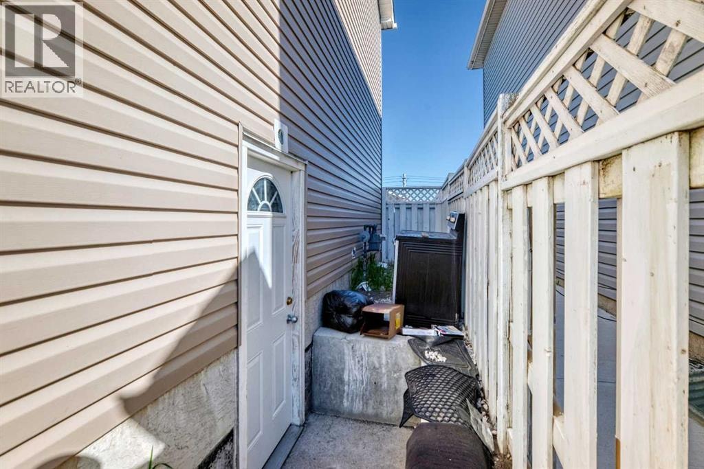 111 Martin Crossing Close NE — photo 33