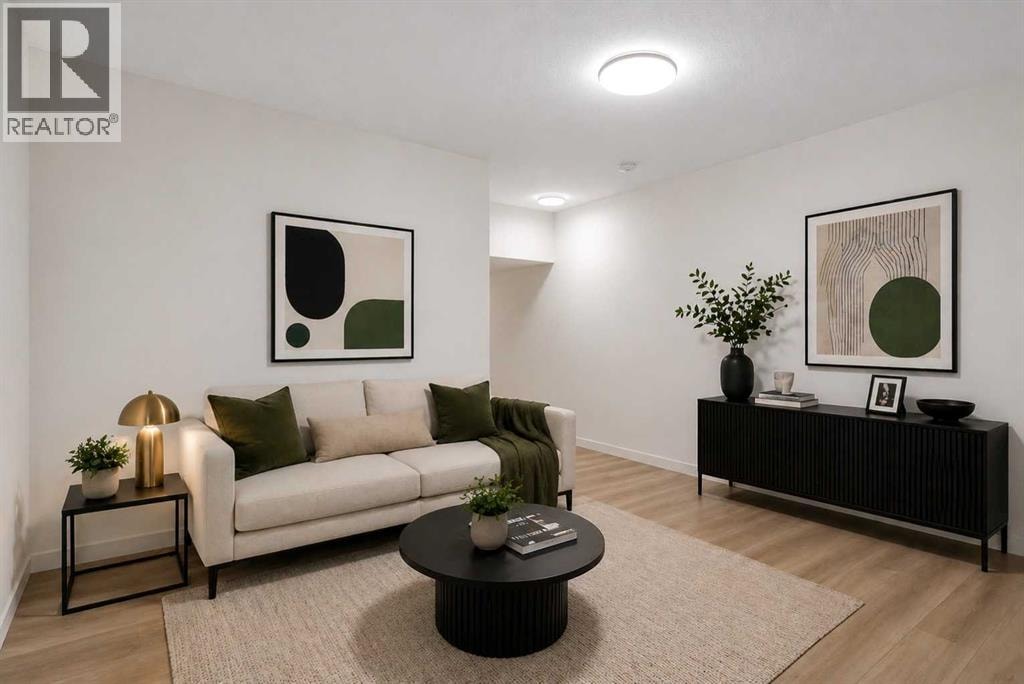 244 Sovereign Common SW — photo 22
