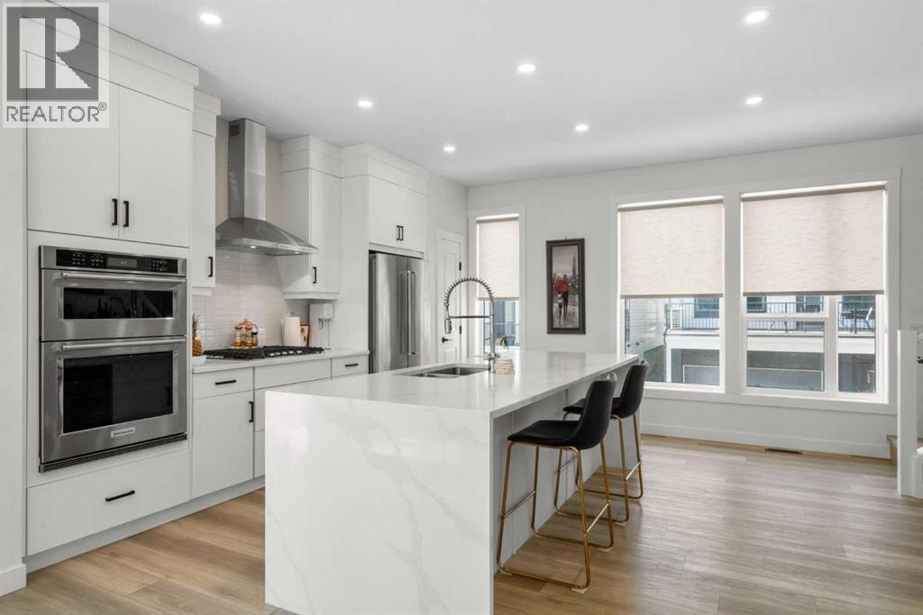 244 Sovereign Common SW — photo 16